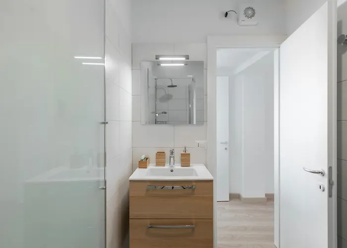 Varenna Hill Apartman Perledo